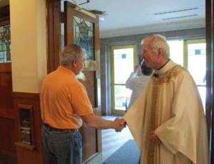 mc-cullgreets-061611-sn-tif