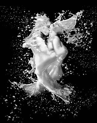 art,collision,couples,hug-a0f1e155fe157b9d44e4442c55d61efa_i