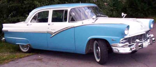 1956_Ford_4-Door_Sedan