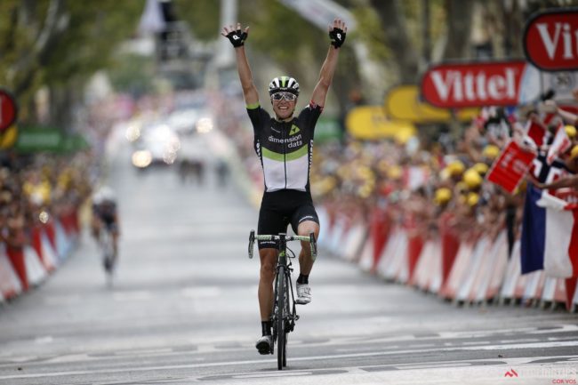 CORVOS_00028264-002-650x433 (1)